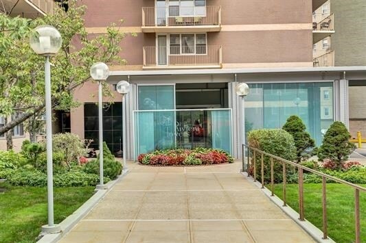 Building Photo - 6040 JFK Blvd E