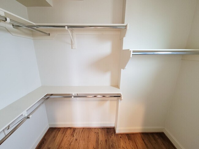 Building Photo - Stunning Corner Unit with Breathtaking Views!