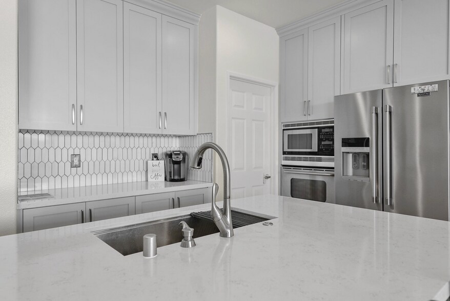 Building Photo - 47432 Harbour Lights Ln