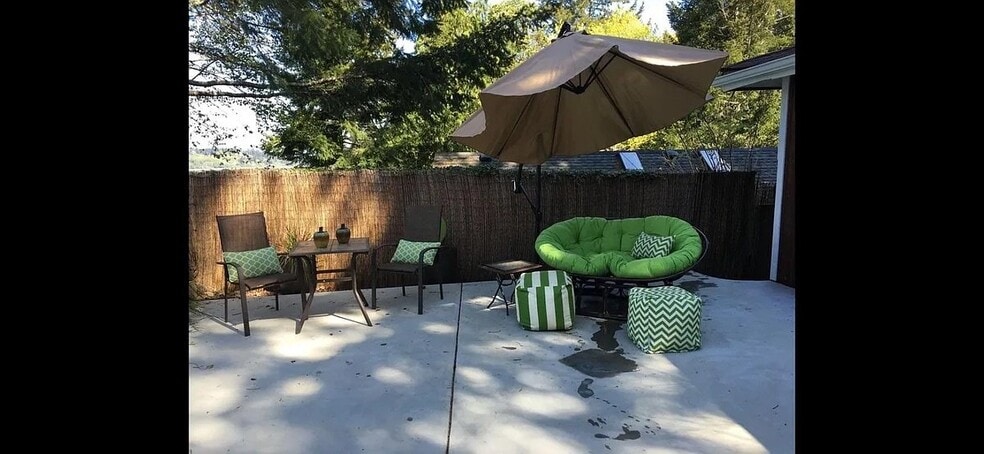 Building Photo - 9621 Steamboat Island Road Northwest