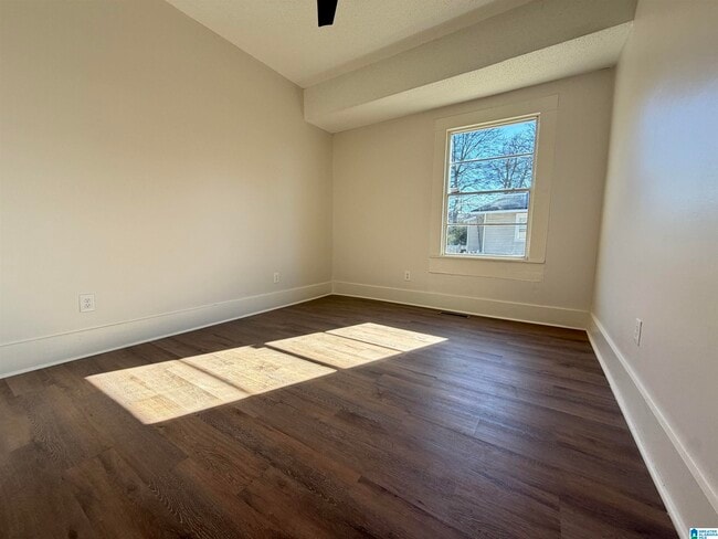 Building Photo - 219 47th Pl N