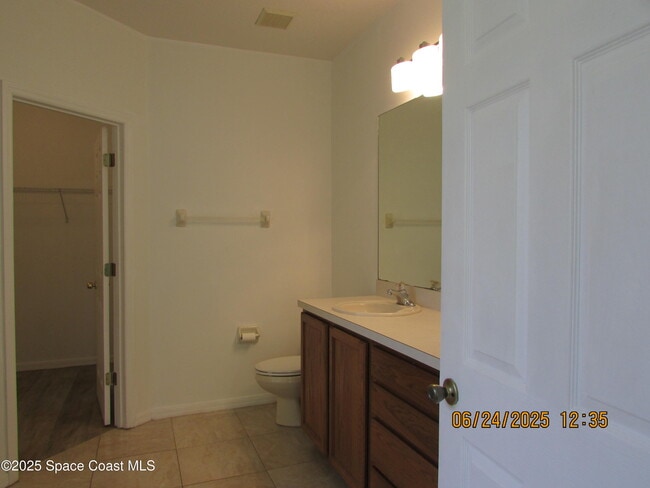 Building Photo - 4192 Collinwood Dr