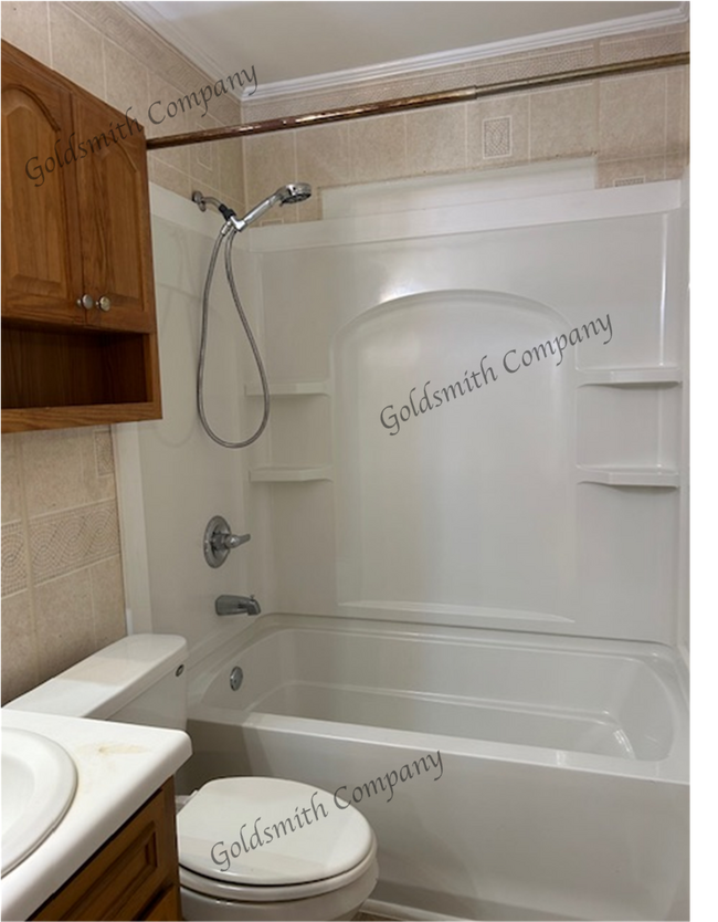 Building Photo - 3-Bedroom Home in Greenville with Cozy 100...