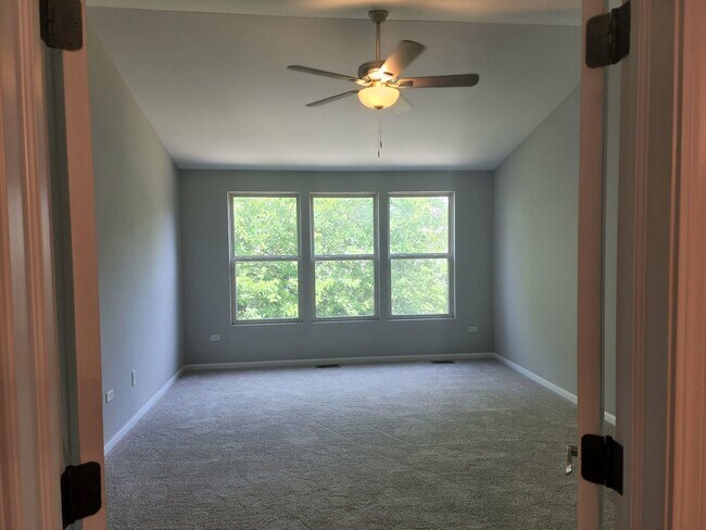 Building Photo - 1546 Clear Dr