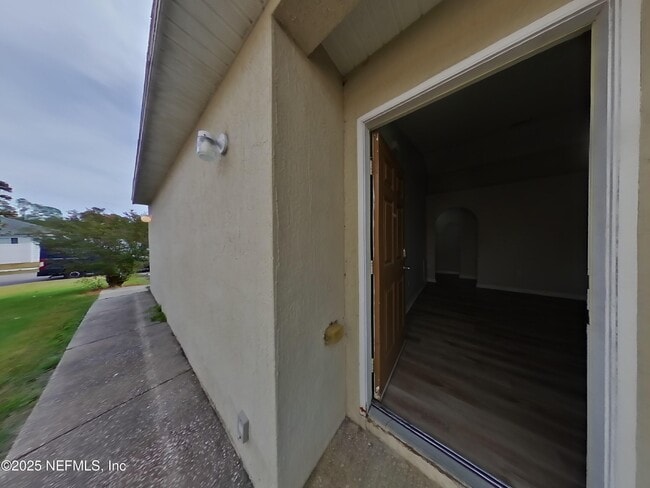 Building Photo - 3556 Alec Dr