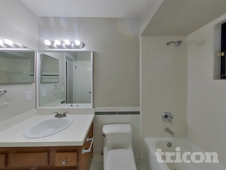 Building Photo - 12440 Anesworth Ct