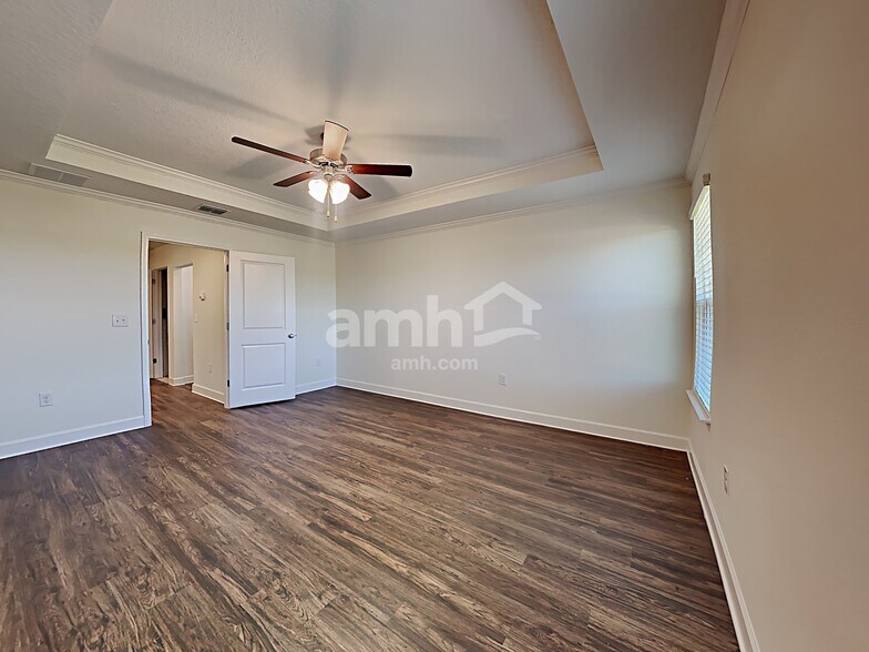 Building Photo - 1261 Tan Tara Trl