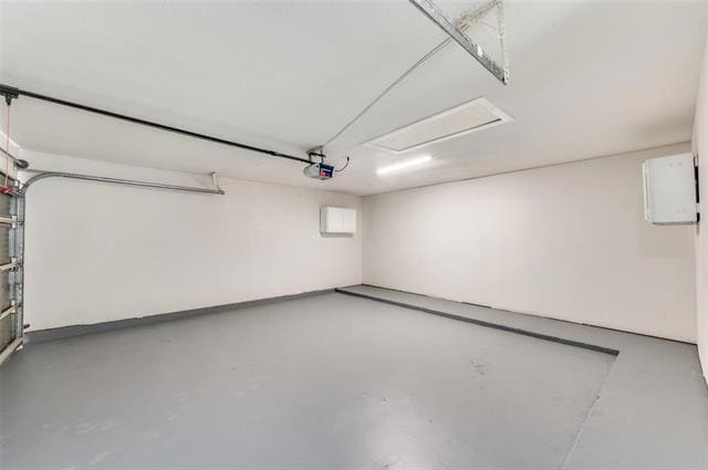 Building Photo - 2301 Stillmeadow Dr