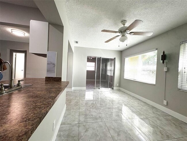 Building Photo - 6712 NW 60th St