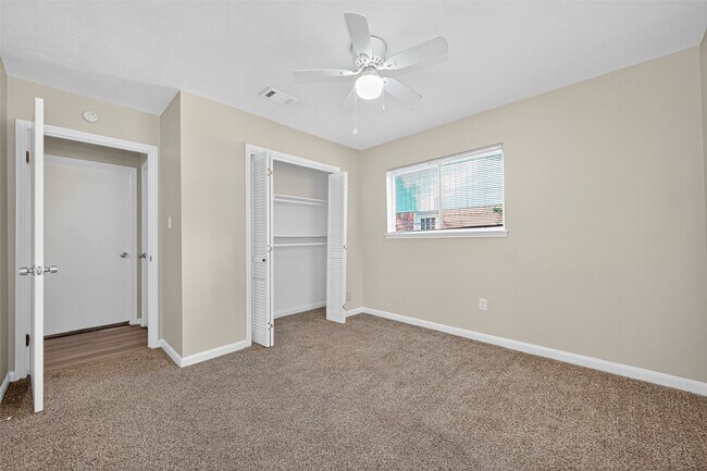 Building Photo - 108 Belvedere Dr