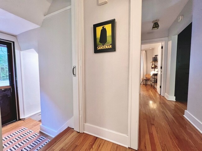 Building Photo - The Ideal TC Downtown Retreat