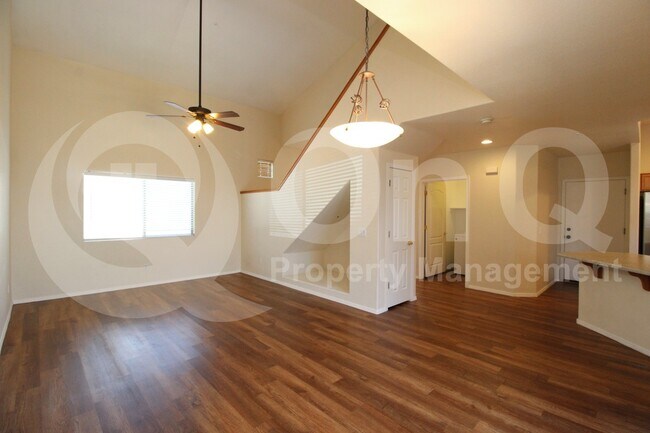 Building Photo - 8078 W Mary Jane Ln