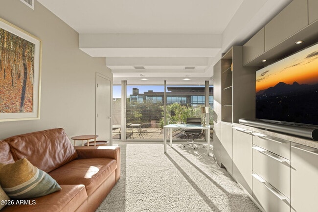 Building Photo - 7167 E Rancho Vista Dr