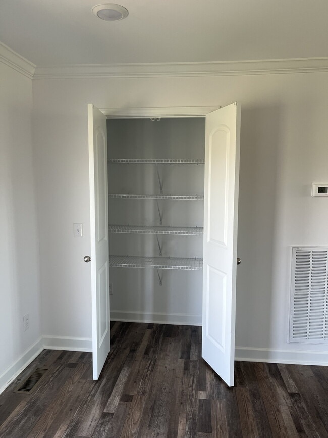 Building Photo - 9155 Concord Rd