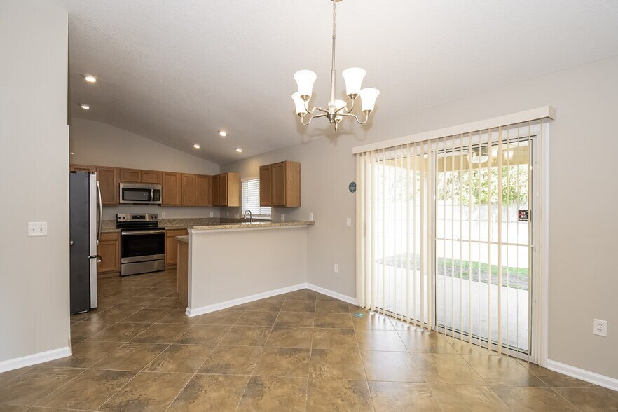 Building Photo - 3978 Cedar Bluff Ln