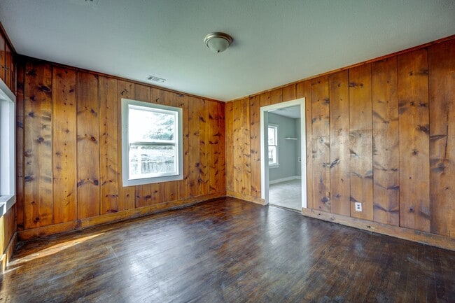 Building Photo - 1101 N 44th St