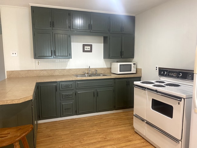 Building Photo - Casita 236