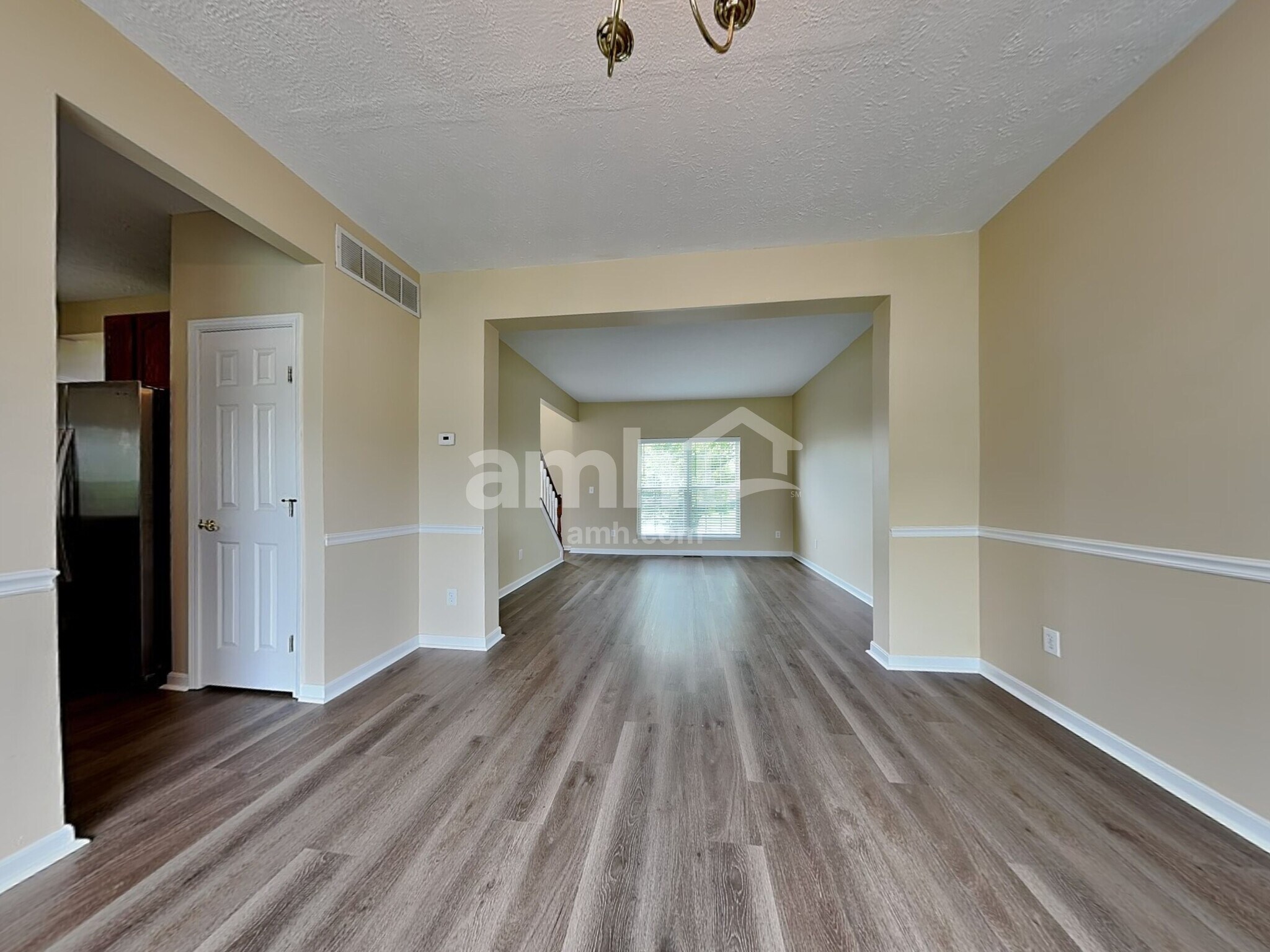 Building Photo - 4558 Randall Dr