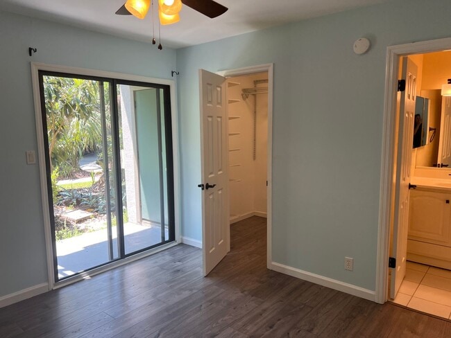 Building Photo - Remodeled Two Bedroom Tabby Walk Villa on First Floor