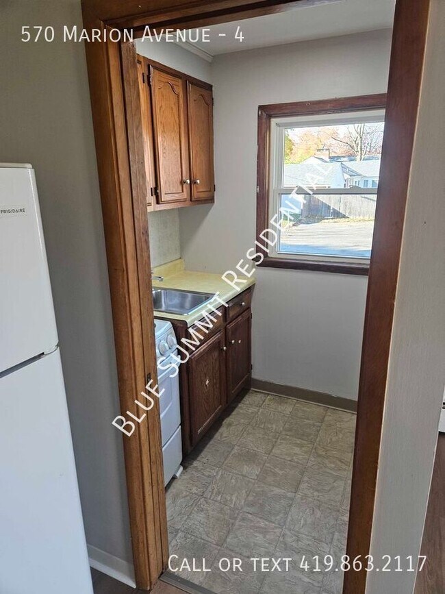 Building Photo - 570 Marion Ave