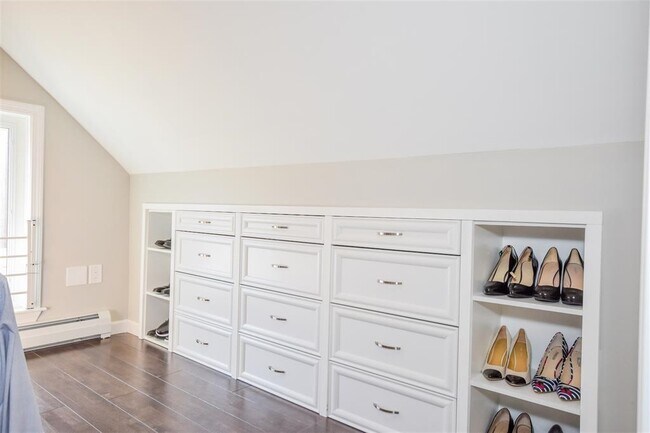 Building Photo - 87 Union St