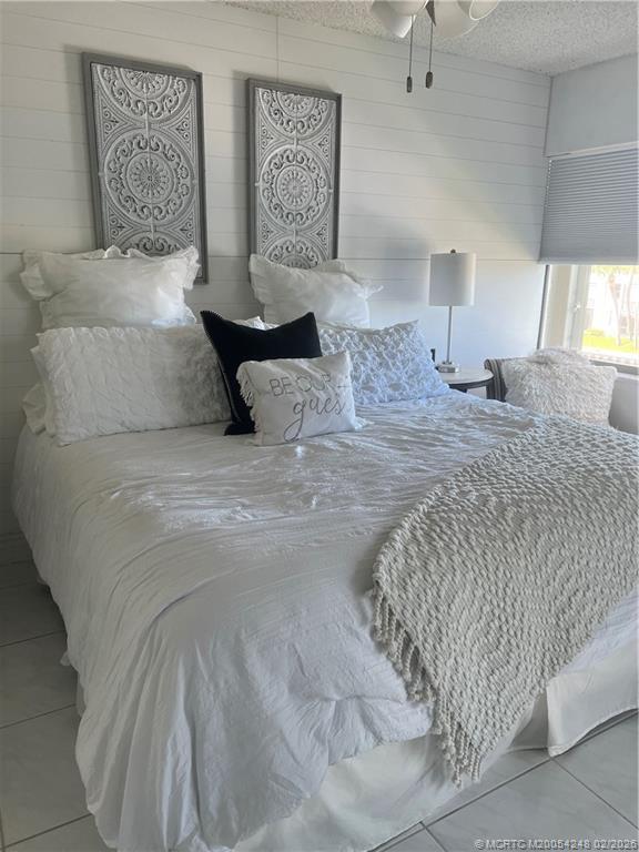 Building Photo - 1950 SW Palm City Rd