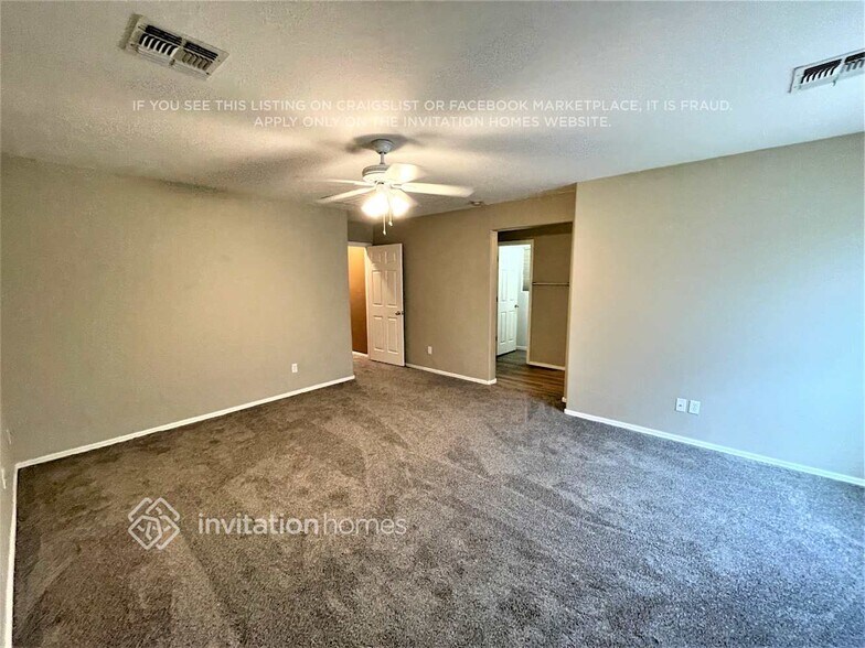 Building Photo - 451 S Hawes Rd