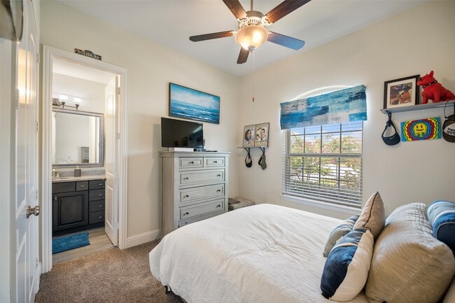 Building Photo - 1406 Graystone Hills Dr