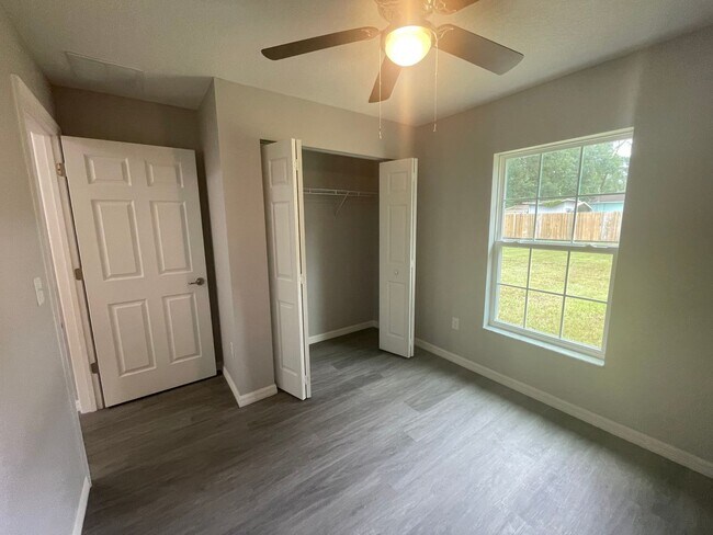 Building Photo - Brand-New 3BR/2BA Home in Ocala – Modern L...
