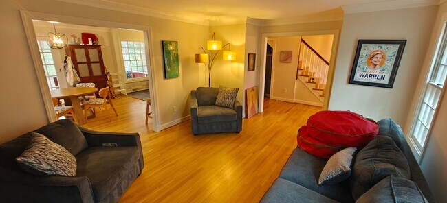 Building Photo - New renovation with River access in Midlothian