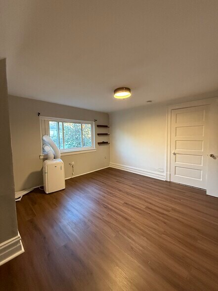 2nd level bedroom #4 - 1644 Westmont Ave