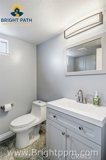 Building Photo - 25280 Bay
