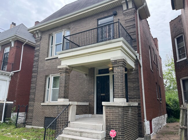 Building Photo - 3214 Natural Bridge Ave