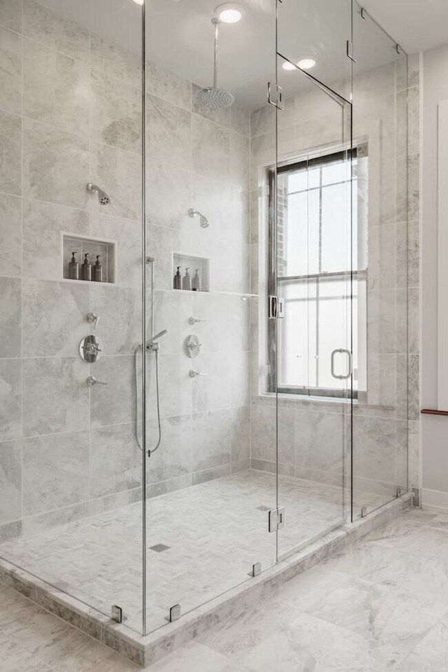 Building Photo - 1201 Jackson St