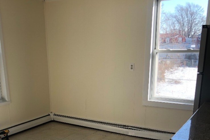 Building Photo - 70 Linden St