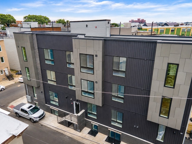 Building Photo - 122 E Cumberland St