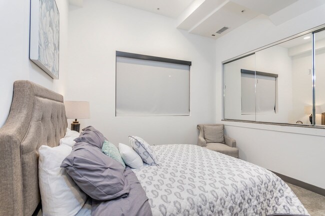 Bedroom - 5812 Virginia Ave