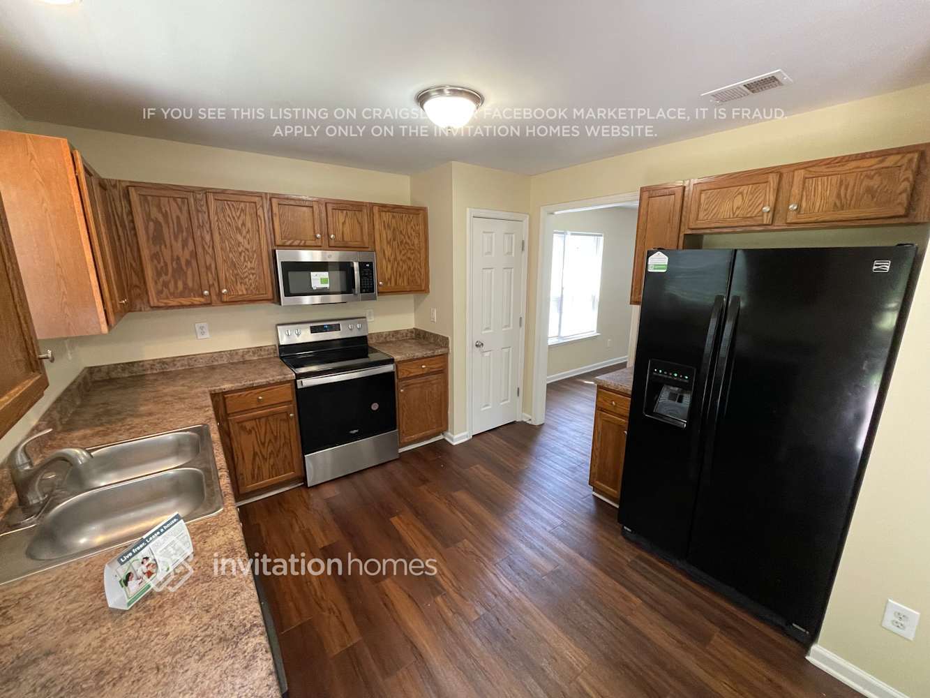 Building Photo - 7007 Hidden Creek Dr