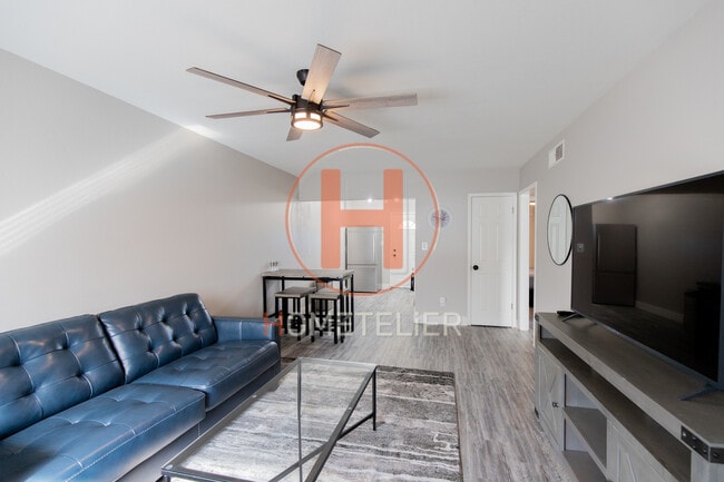 Primary Photo - 2812 N 17th Pl