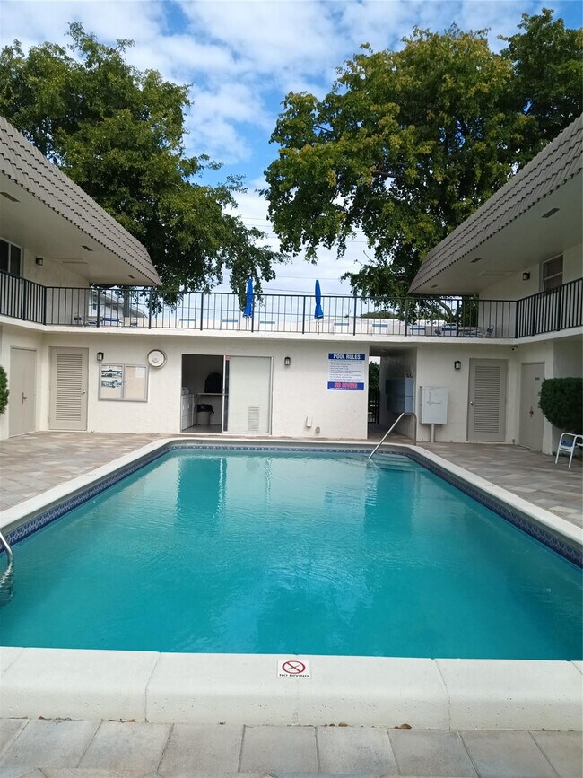 Building Photo - 55 SE 14th St