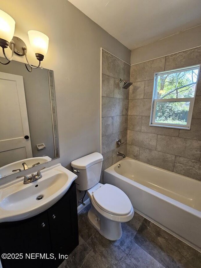 Building Photo - 4534 Blount Ave