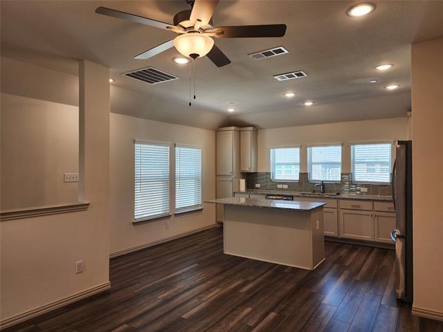 Building Photo - 4708 Haltom Rd
