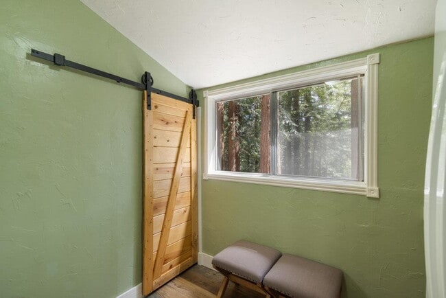 Building Photo - Serene Felton Retreat – Spacious Home Nest...