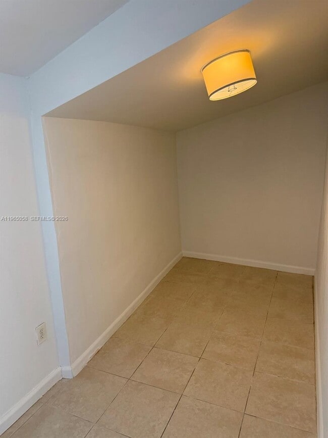 Building Photo - 1225 NW 45th St