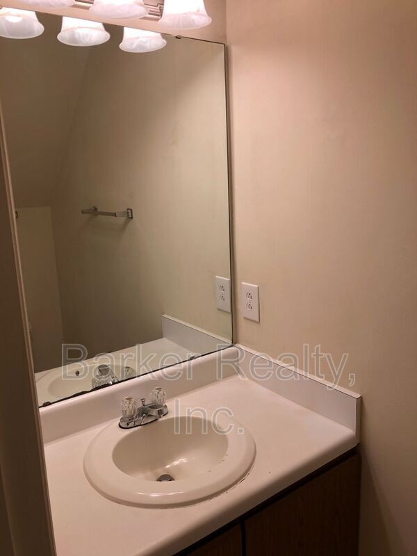 Building Photo - 4929 Coral Ridge Ct