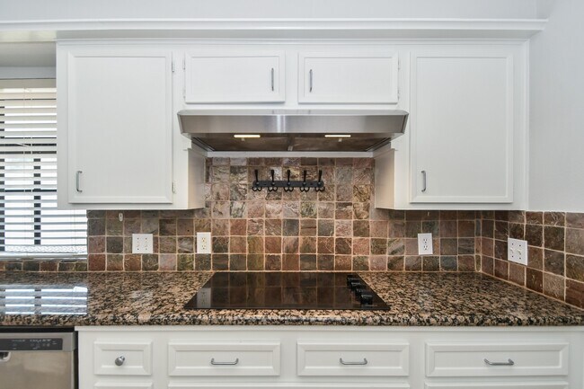 Building Photo - 3107 Barnhill Ln