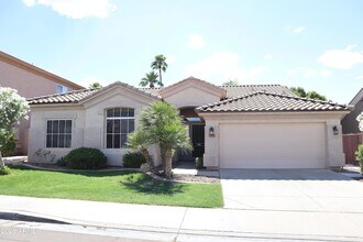 Building Photo - 3820 S Barberry Pl