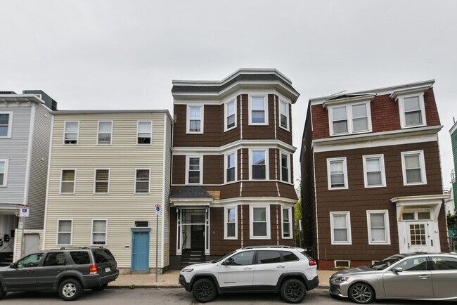 Building Photo - 38 Vinton St