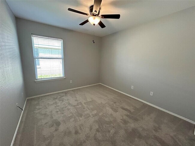 Building Photo - 207 Peaceful Haven Way