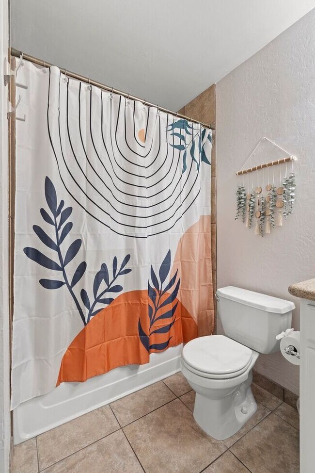 Building Photo - UN-FURNISHED!! 3 Bedroom/ 2Bath in Heart of Scottsdale!!